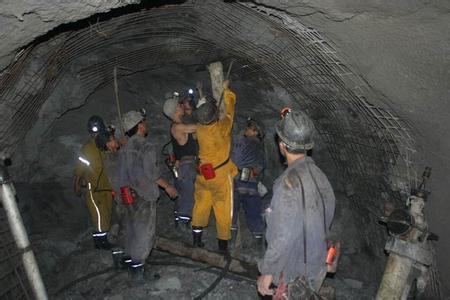 灯塔工程爆破中的危险因素分析以及应对工程爆破危险的措施
